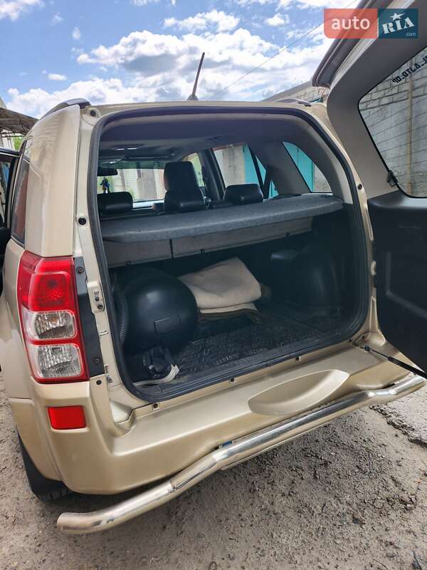 Позашляховик / Кросовер Suzuki Grand Vitara 2006 в Дніпрі