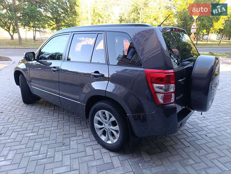 Позашляховик / Кросовер Suzuki Grand Vitara 2017 в Миколаєві