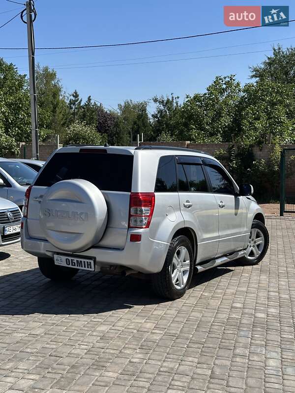 Внедорожник / Кроссовер Suzuki Grand Vitara 2006 в Кривом Роге