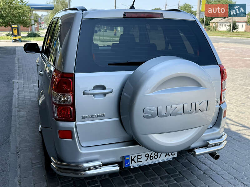 Позашляховик / Кросовер Suzuki Grand Vitara 2008 в Харкові