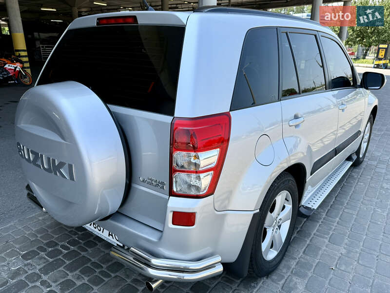 Позашляховик / Кросовер Suzuki Grand Vitara 2008 в Харкові