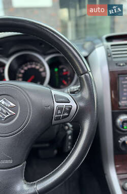 Внедорожник / Кроссовер Suzuki Grand Vitara 2005 в 
