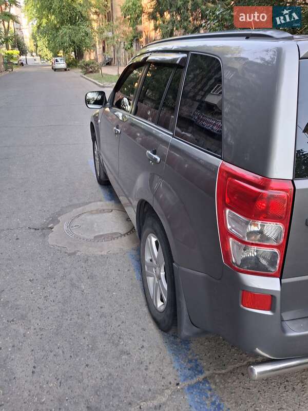 Позашляховик / Кросовер Suzuki Grand Vitara 2007 в Дніпрі