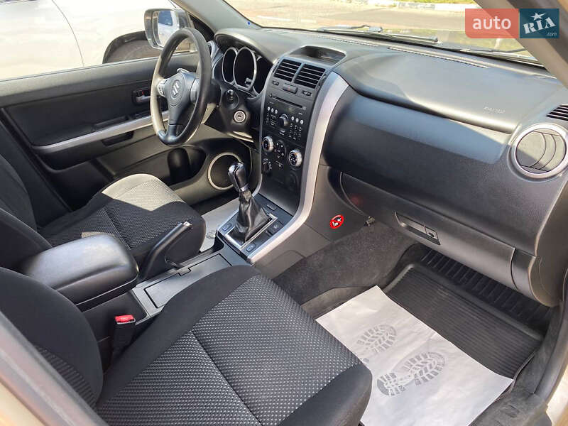 Внедорожник / Кроссовер Suzuki Grand Vitara 2006 в Житомире