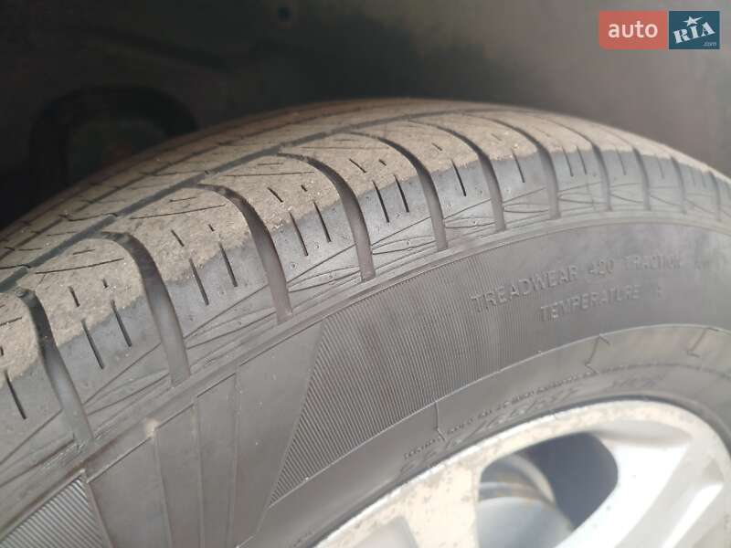 Позашляховик / Кросовер Suzuki Grand Vitara 2006 в Шептицькому