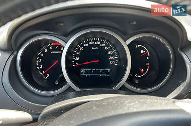Внедорожник / Кроссовер Suzuki Grand Vitara 2013 в 