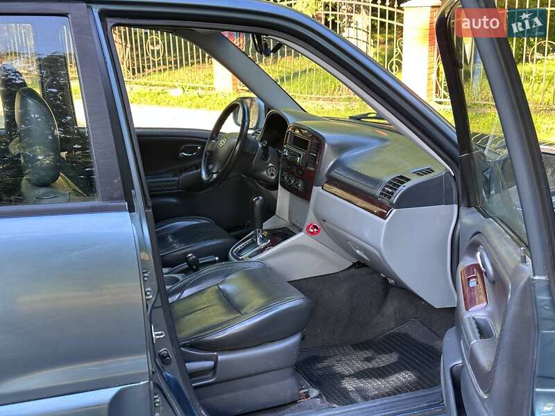 Внедорожник / Кроссовер Suzuki Grand Vitara 2004 в Городнице