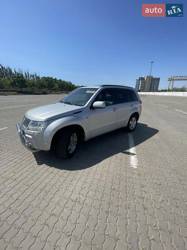 Внедорожник / Кроссовер Suzuki Grand Vitara 2006 в Николаеве фото 3 Внедорожник / Кроссовер Suzuki Grand Vitara 2006 в Николаеве