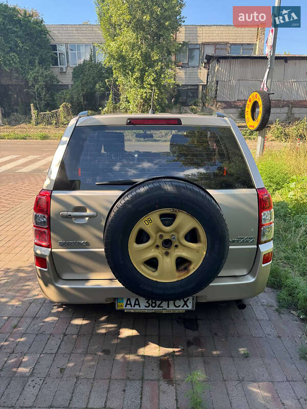 Внедорожник / Кроссовер Suzuki Grand Vitara 2007 в Киеве