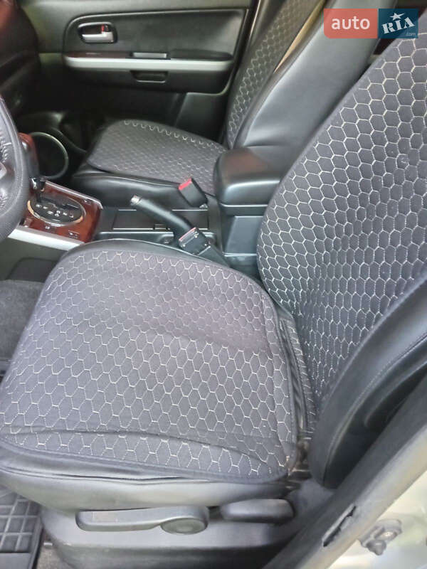 Внедорожник / Кроссовер Suzuki Grand Vitara 2007 в Хмельницком