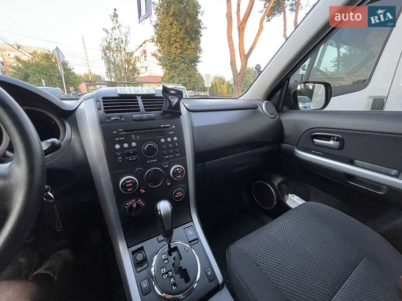 Внедорожник / Кроссовер Suzuki Grand Vitara 2008 в Ирпене