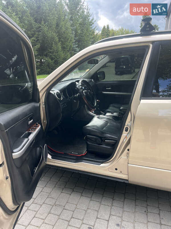 Внедорожник / Кроссовер Suzuki Grand Vitara 2006 в Львове фото 6 Внедорожник / Кроссовер Suzuki Grand Vitara 2006 в Львове