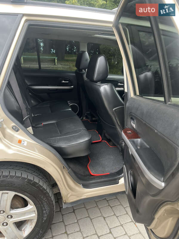Внедорожник / Кроссовер Suzuki Grand Vitara 2006 в Львове фото 11 Внедорожник / Кроссовер Suzuki Grand Vitara 2006 в Львове