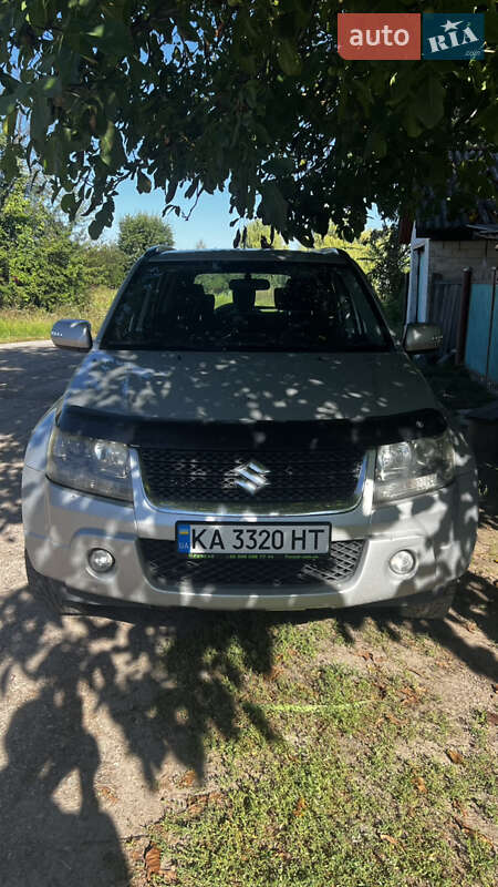 Внедорожник / Кроссовер Suzuki Grand Vitara 2008 в Киеве