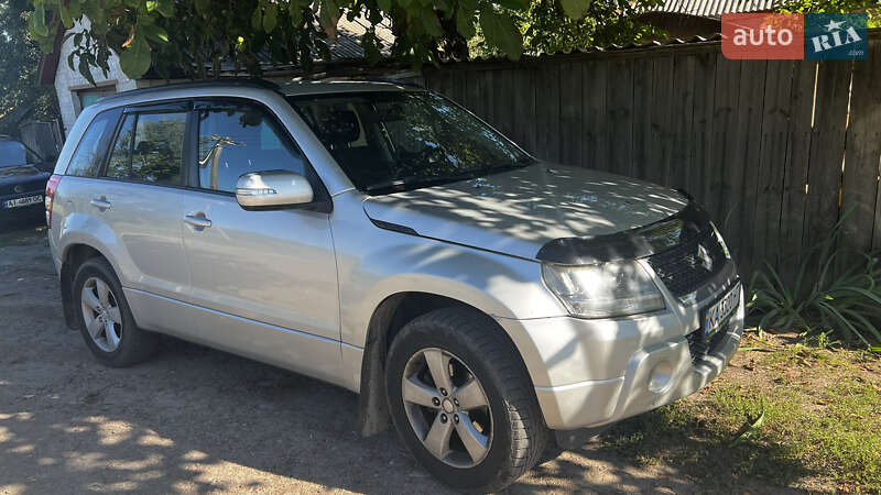 Внедорожник / Кроссовер Suzuki Grand Vitara 2008 в Киеве