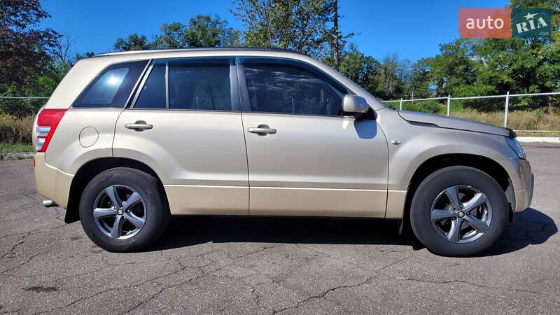 Внедорожник / Кроссовер Suzuki Grand Vitara 2006 в Черкассах