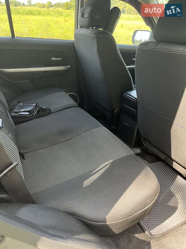 Внедорожник / Кроссовер Suzuki Grand Vitara 2007 в Мене