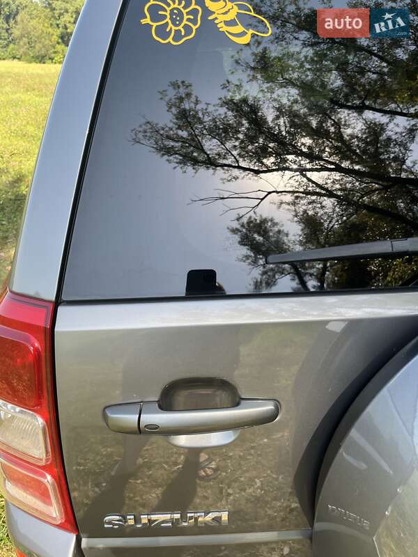 Внедорожник / Кроссовер Suzuki Grand Vitara 2007 в Мене