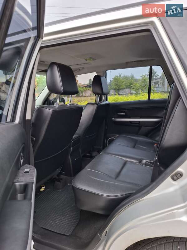 Внедорожник / Кроссовер Suzuki Grand Vitara 2008 в Львове фото 6 Внедорожник / Кроссовер Suzuki Grand Vitara 2008 в Львове