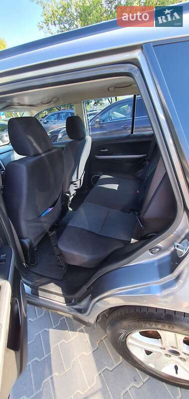 Внедорожник / Кроссовер Suzuki Grand Vitara 2006 в Киеве