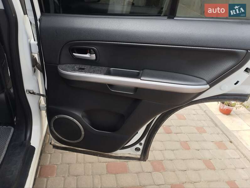 Внедорожник / Кроссовер Suzuki Grand Vitara 2008 в Харькове фото 18 Внедорожник / Кроссовер Suzuki Grand Vitara 2008 в Харькове