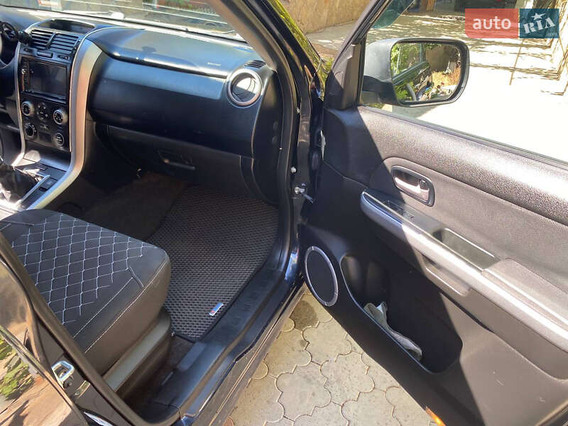 Внедорожник / Кроссовер Suzuki Grand Vitara 2006 в Павлограде