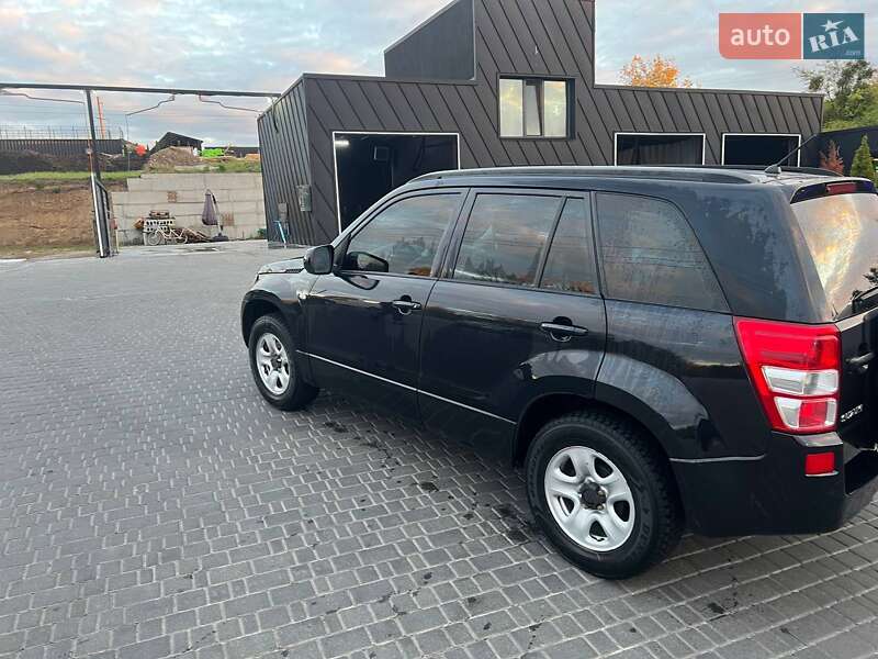 Внедорожник / Кроссовер Suzuki Grand Vitara 2006 в Фастове