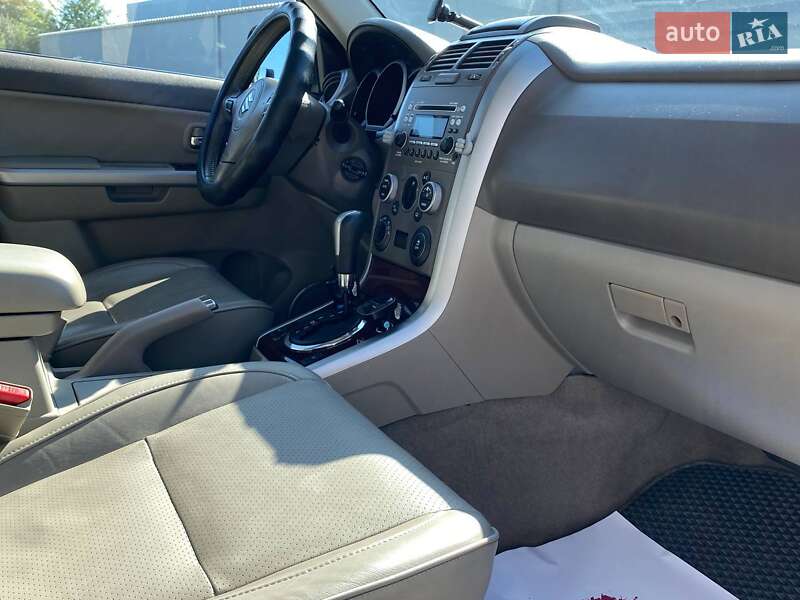 Внедорожник / Кроссовер Suzuki Grand Vitara 2011 в Львове
