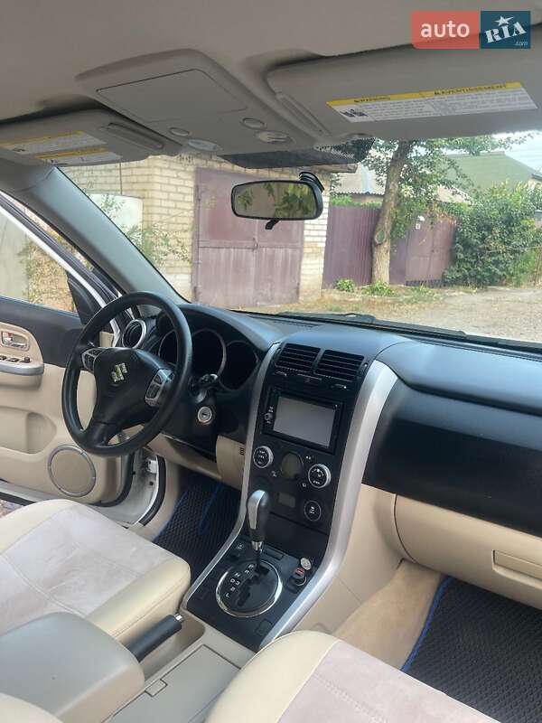 Позашляховик / Кросовер Suzuki Grand Vitara 2012 в Кривому Розі