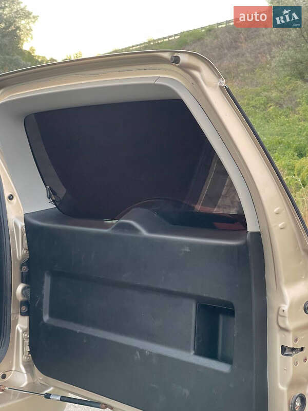 Позашляховик / Кросовер Suzuki Grand Vitara 2006 в Решетилівці