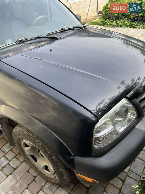 Седан Suzuki Grand Vitara 2004 в Козове