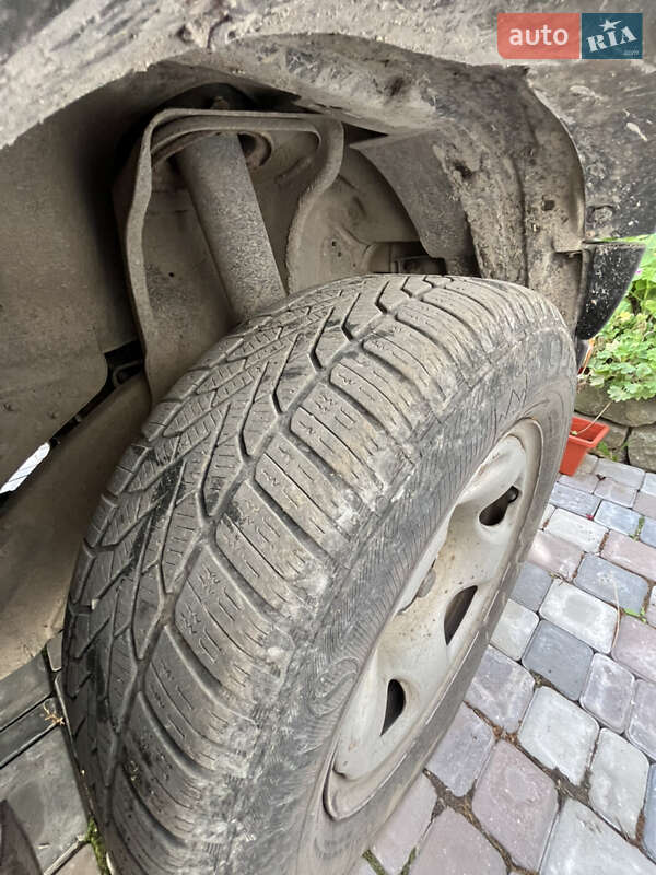 Седан Suzuki Grand Vitara 2004 в Козове