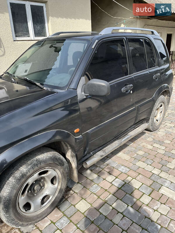 Седан Suzuki Grand Vitara 2004 в Козове