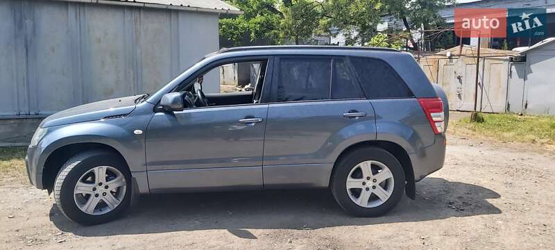 Внедорожник / Кроссовер Suzuki Grand Vitara 2006 в Черновцах