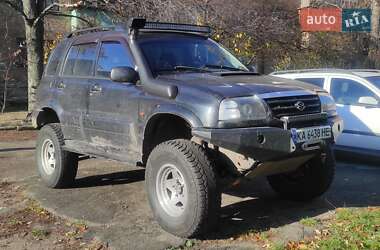 Позашляховик / Кросовер Suzuki Grand Vitara 2003 в Києві