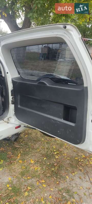 Внедорожник / Кроссовер Suzuki Grand Vitara 2010 в Днепре фото 8 Внедорожник / Кроссовер Suzuki Grand Vitara 2010 в Днепре