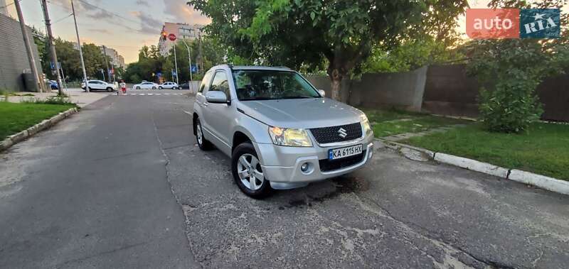 Внедорожник / Кроссовер Suzuki Grand Vitara 2008 в Киеве
