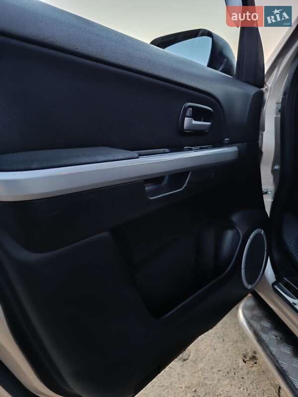 Внедорожник / Кроссовер Suzuki Grand Vitara 2008 в Белгороде-Днестровском