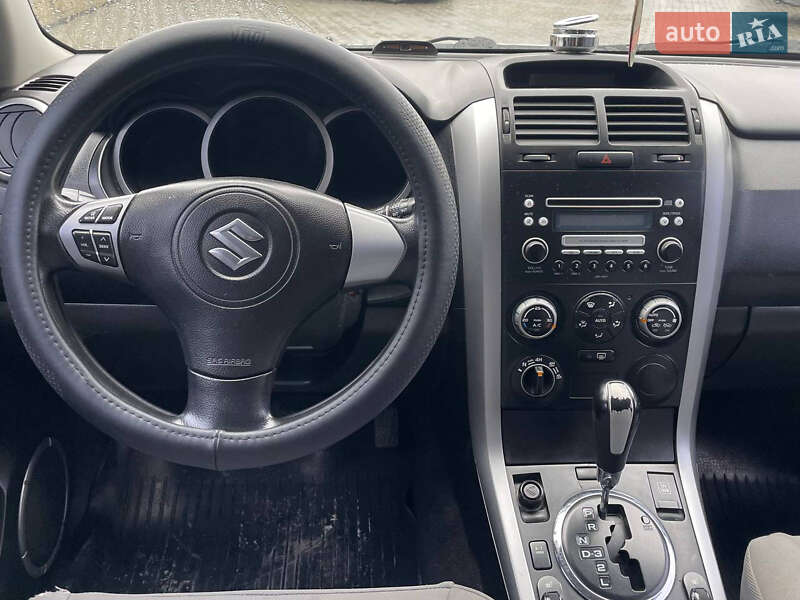Внедорожник / Кроссовер Suzuki Grand Vitara 2006 в Черновцах