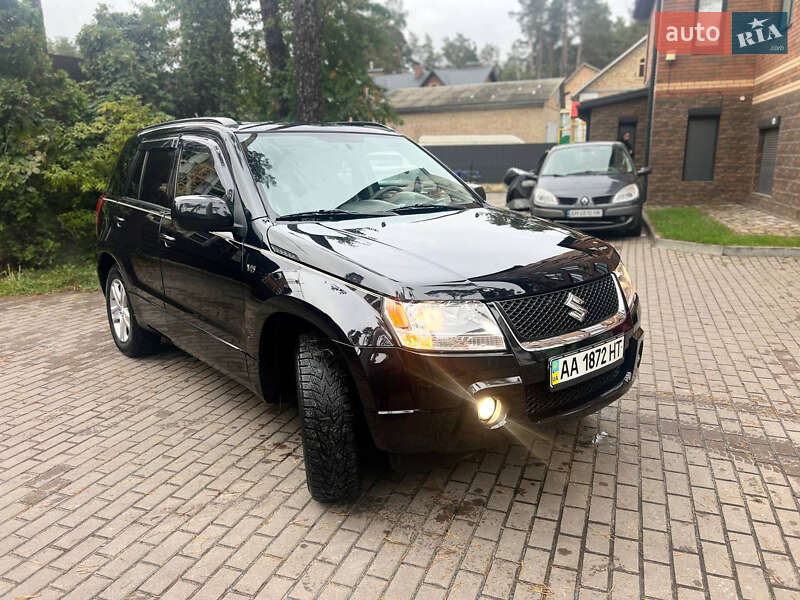 Внедорожник / Кроссовер Suzuki Grand Vitara 2008 в Киеве