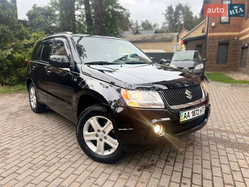 Внедорожник / Кроссовер Suzuki Grand Vitara 2008 в Киеве