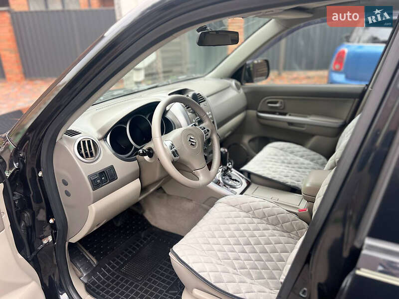 Внедорожник / Кроссовер Suzuki Grand Vitara 2008 в Киеве