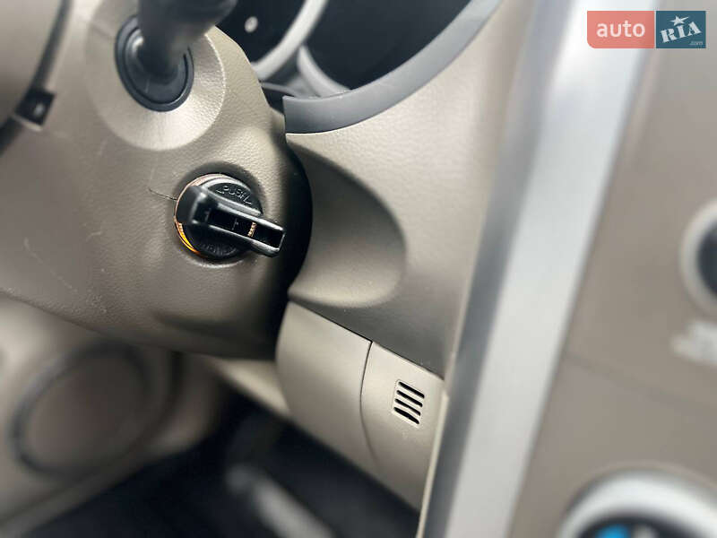 Внедорожник / Кроссовер Suzuki Grand Vitara 2008 в Киеве