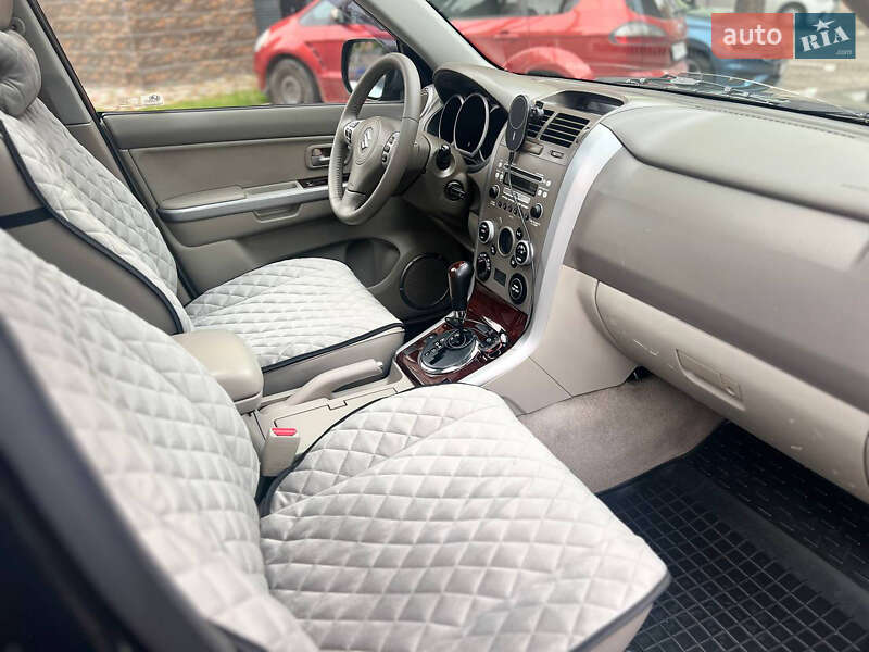 Внедорожник / Кроссовер Suzuki Grand Vitara 2008 в Киеве