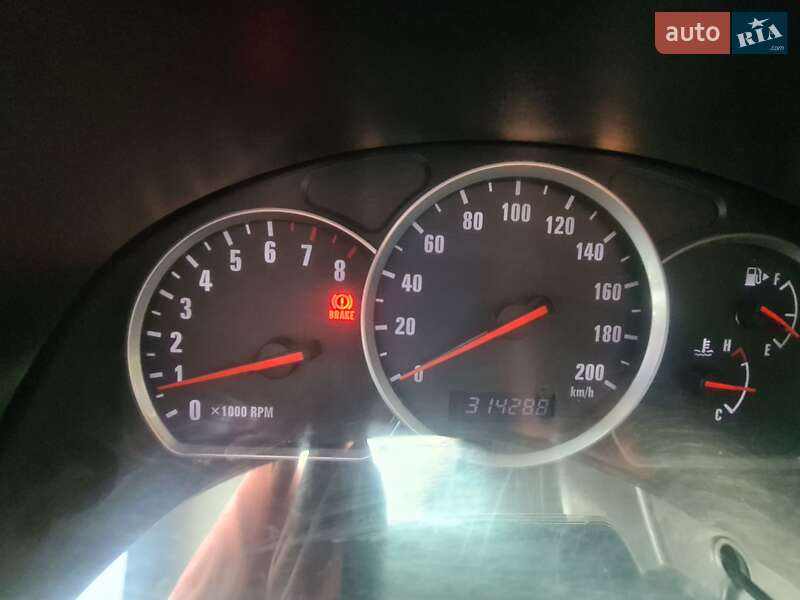 Внедорожник / Кроссовер Suzuki Grand Vitara 2005 в Тернополе фото 3 Внедорожник / Кроссовер Suzuki Grand Vitara 2005 в Тернополе