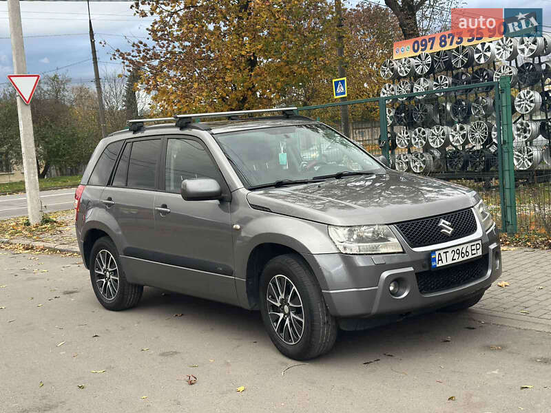 Позашляховик / Кросовер Suzuki Grand Vitara 2006 в Коломиї