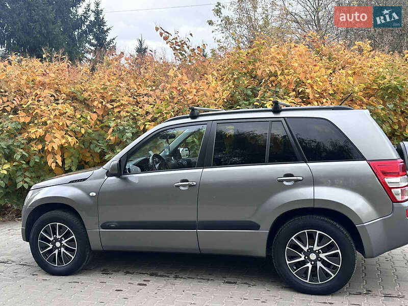 Позашляховик / Кросовер Suzuki Grand Vitara 2006 в Коломиї
