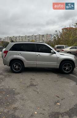 Внедорожник / Кроссовер Suzuki Grand Vitara 2006 в  фото 10 Внедорожник / Кроссовер Suzuki Grand Vitara 2006 в