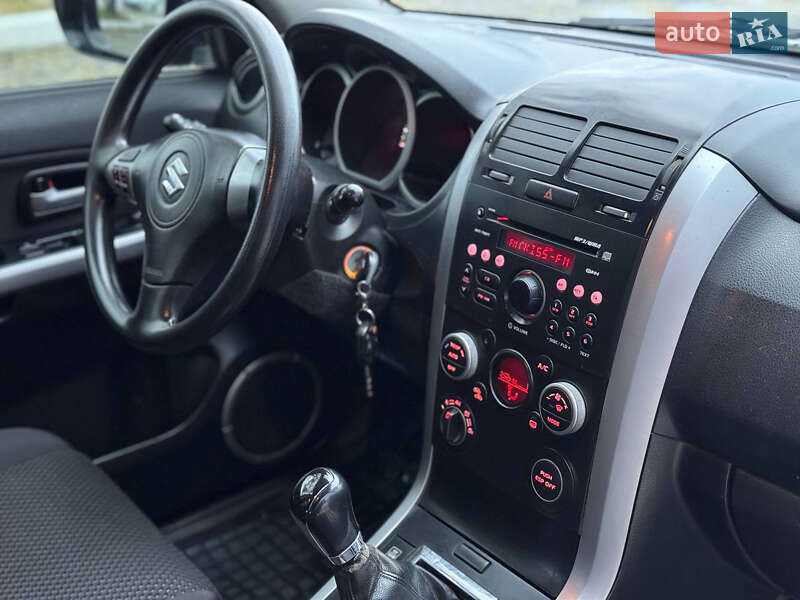 Внедорожник / Кроссовер Suzuki Grand Vitara 2010 в Харькове фото 17 Внедорожник / Кроссовер Suzuki Grand Vitara 2010 в Харькове
