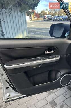 Внедорожник / Кроссовер Suzuki Grand Vitara 2005 в 